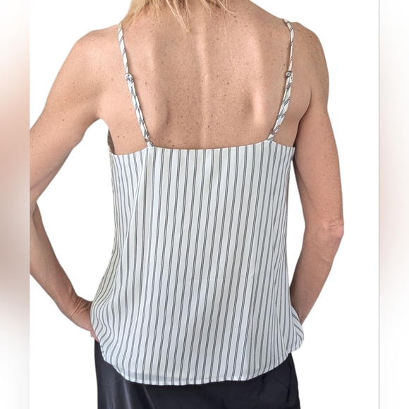 Socialite Whimsical Pinstriped Scalloped Minimalist Cami Preppy Tank Size XS - Picture 3 of 6